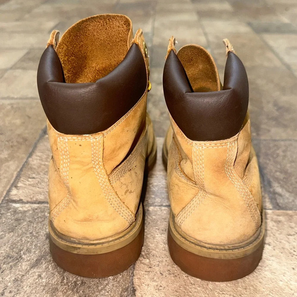 Timberland boot Size 4.5 - Picture 4 of 7